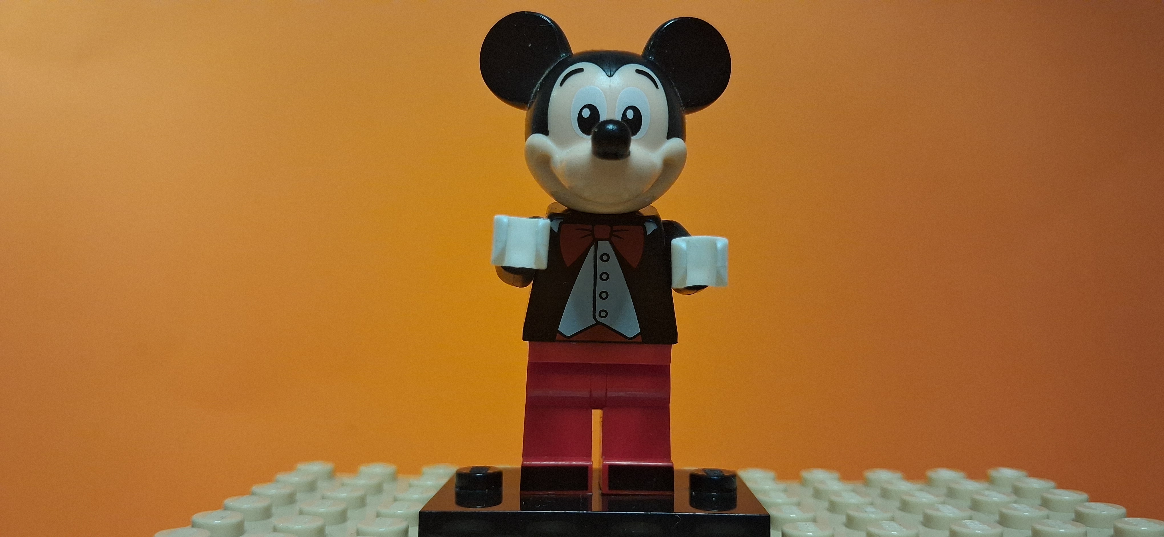 Minifig 1